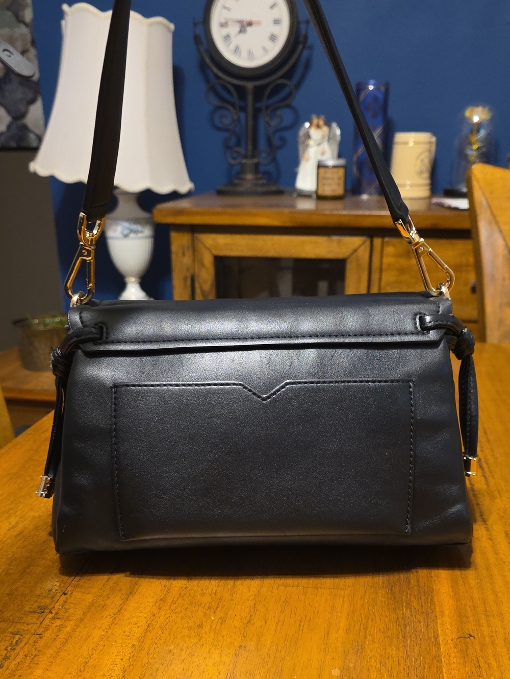 Michael Kors Black Leather Shoulder Bag - Picture 4 of 16